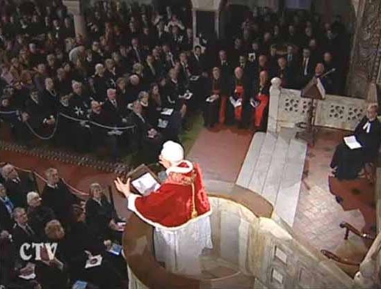 Herezjarcha pseudopapież Joseph Ratzinger w luterańskim zborze w Rzymie.